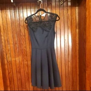 TED BAKER LONDON SIZE 1 ~Size 2/4 Elegant Black Lace Dress